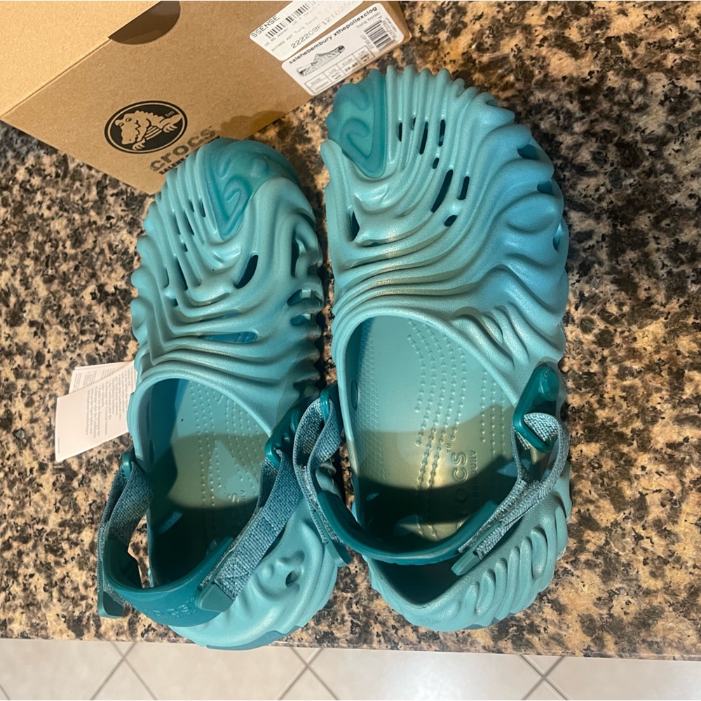 Salehe Bembury x Pollex Clog ‘Blue’ Crocs